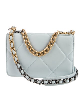 Chanel 19 Wallet On Chain