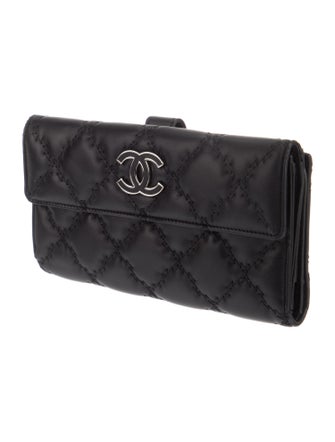 Chanel 2013 Interlocking CC Logo French Purse