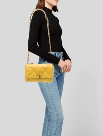 Chanel Medium 19 Flap Bag