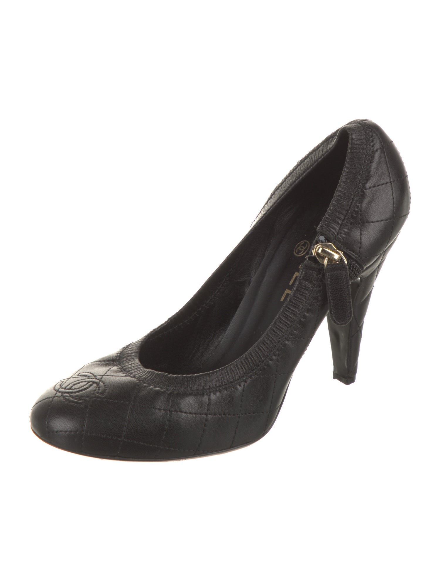 Chanel Vintage Interlocking CC Logo Pumps