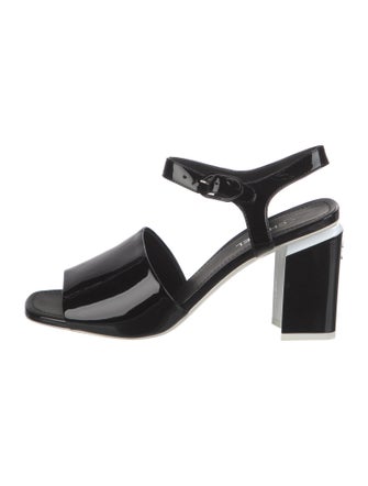 Chanel Interlocking CC Logo Patent Leather Slingback Sandals