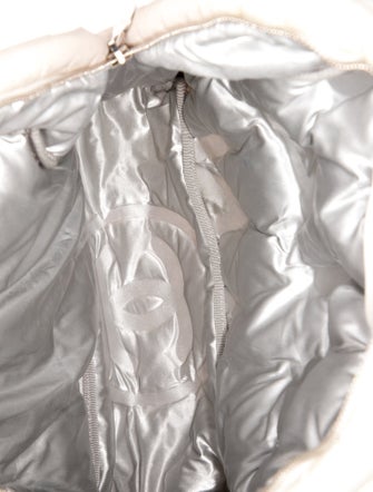 Chanel Doudoune Backpack