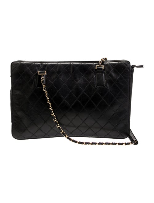 Chanel Quilted Chain Shoulder Bag