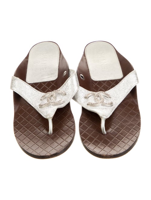 Chanel Interlocking CC Logo Leather Flip Flops