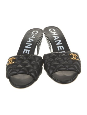 Chanel 2022 Interlocking CC Logo Slides