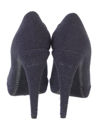 Chanel 2011 Interlocking CC Logo Pumps