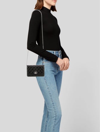 Chanel 2024 Crystal CC Wallet on Chain