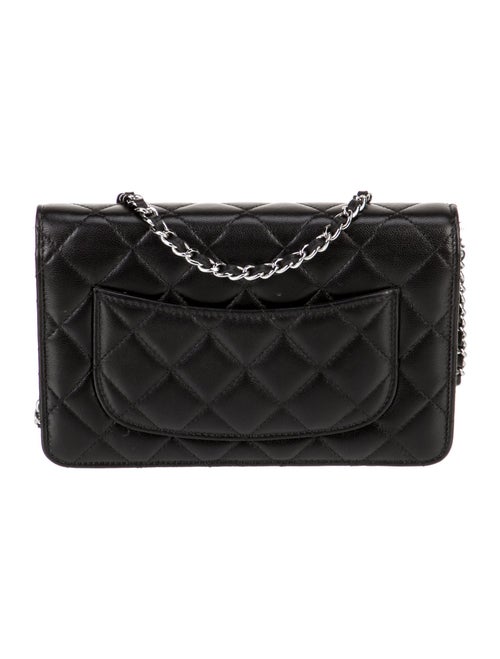 Chanel 2024 Crystal CC Wallet on Chain
