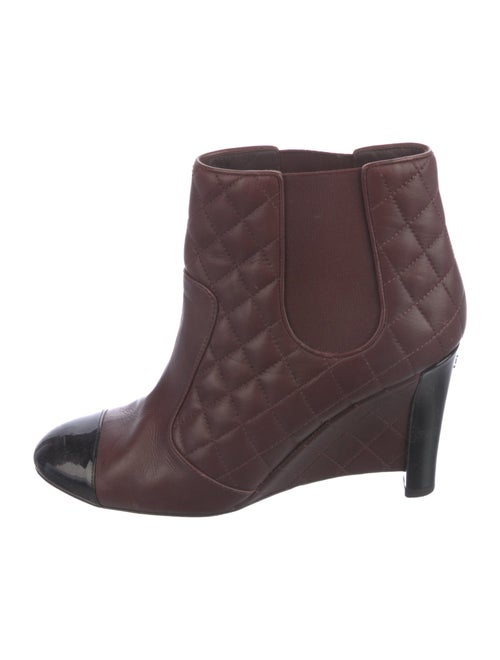 Chanel 2012 Interlocking CC Logo Pumps