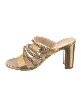 Chanel 2019 Interlocking CC Logo Slides