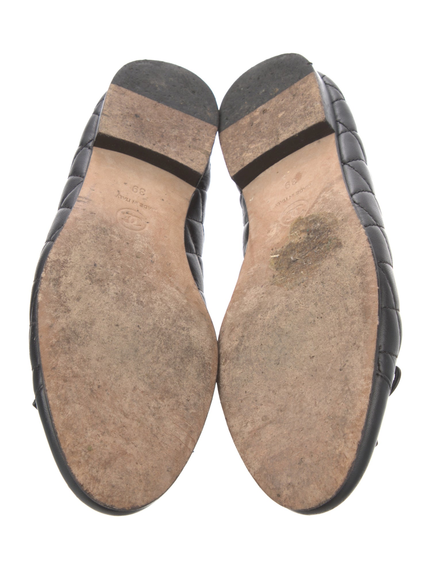 Chanel Interlocking CC Logo Leather Ballet Flats