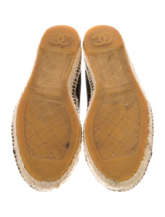 Chanel Interlocking CC Logo Leather Espadrilles