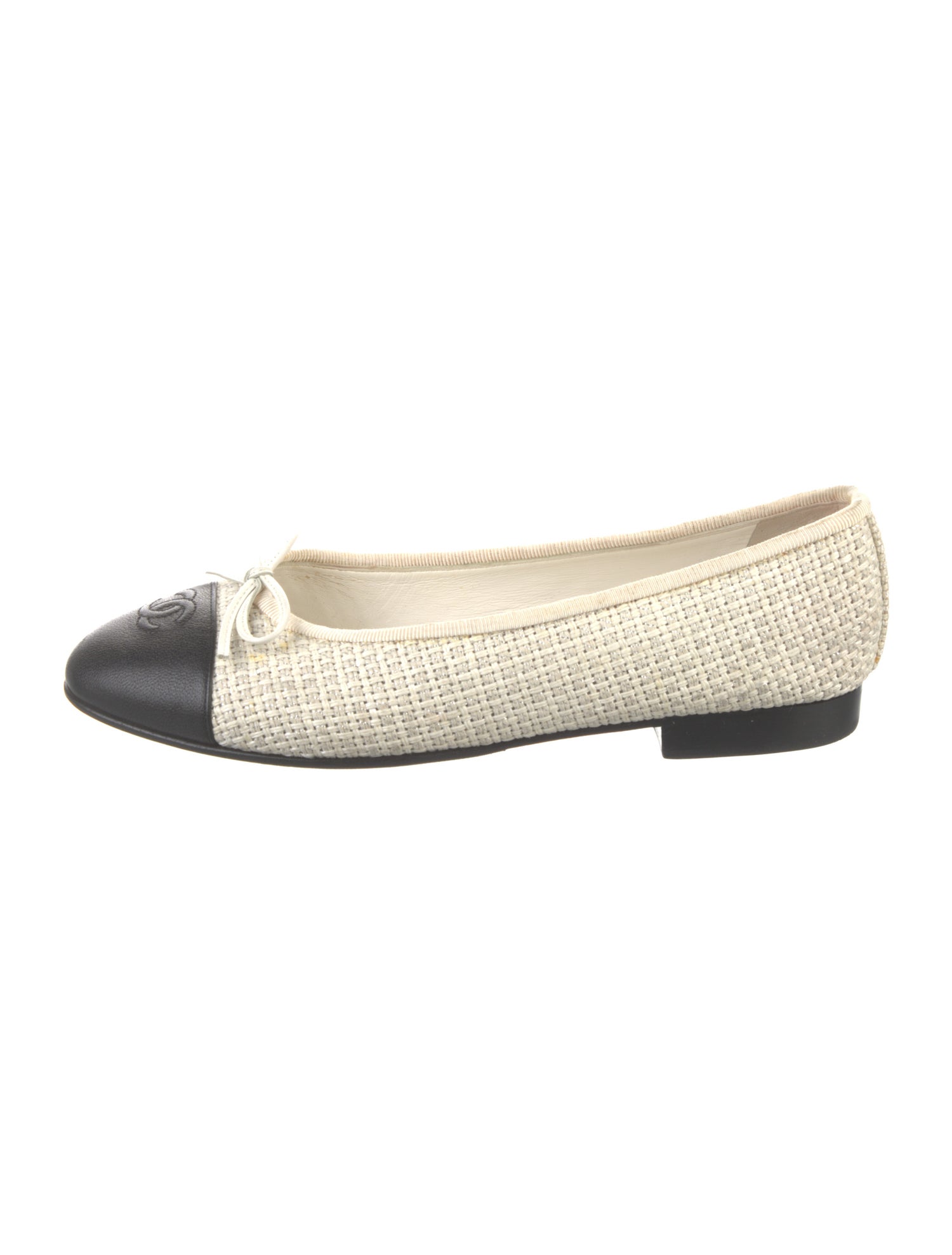 Chanel 2017 Interlocking CC Logo Ballet Flats