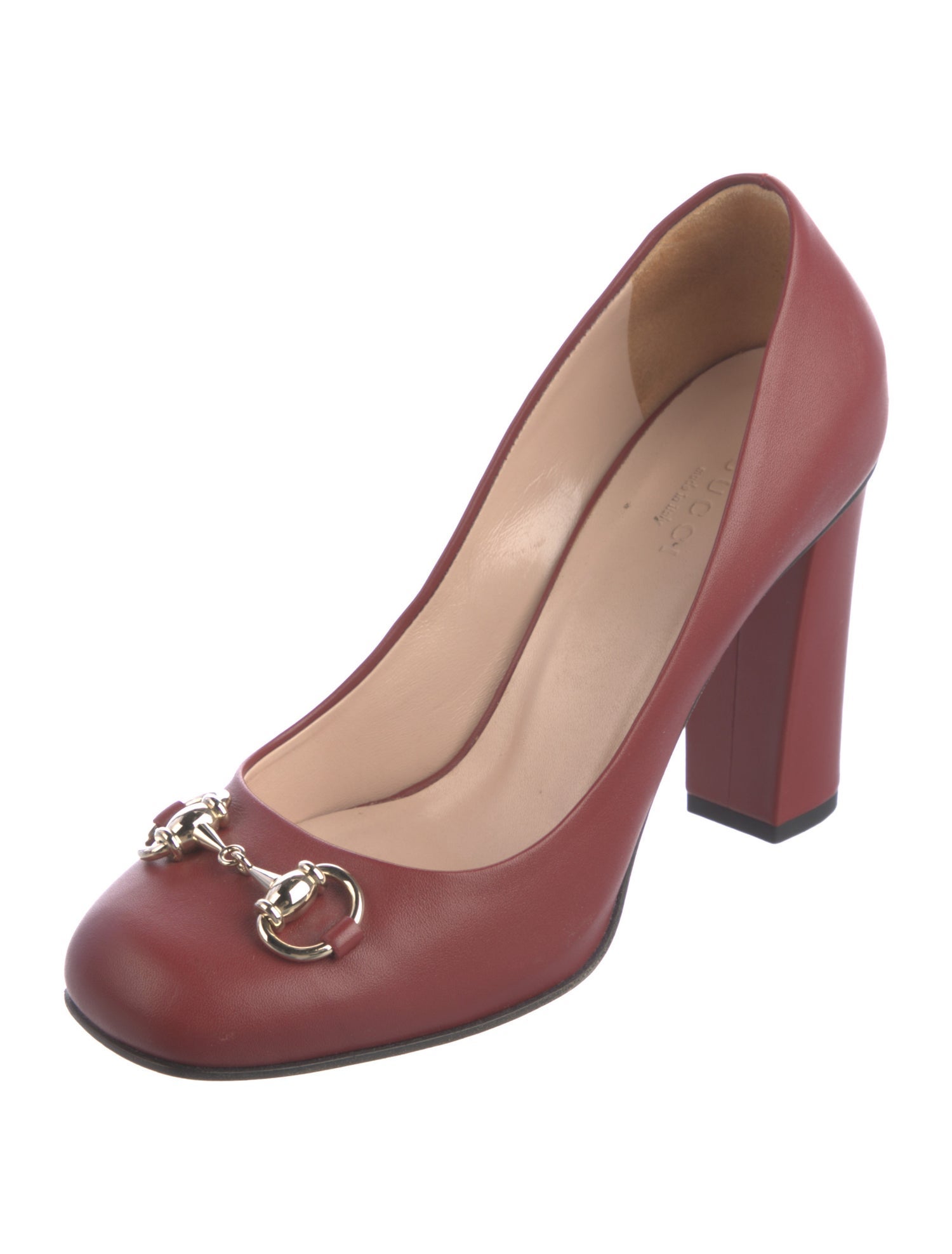 Gucci Interlocking CC Logo Leather Pumps