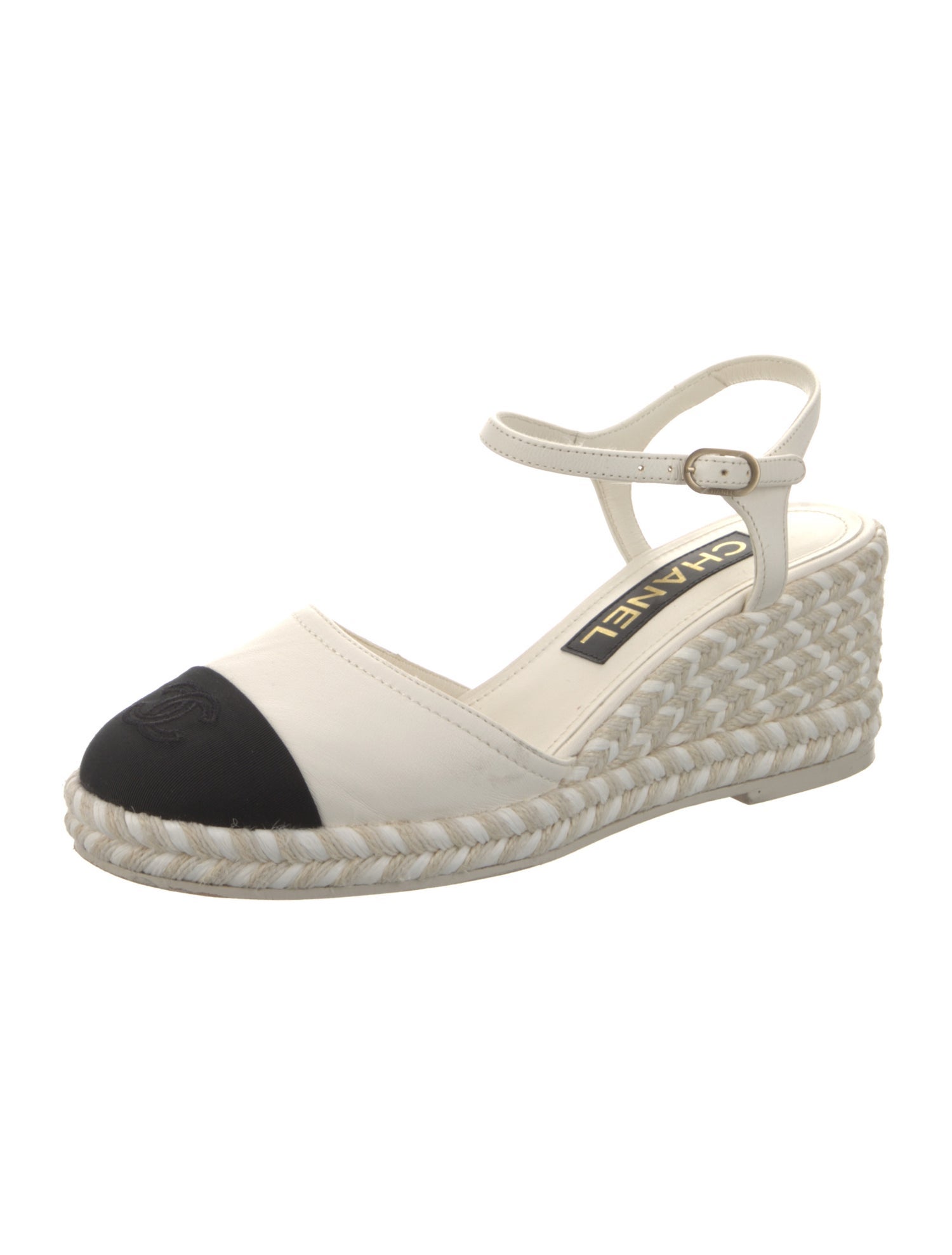 Chanel 2023 Interlocking CC Logo Slingback Pumps