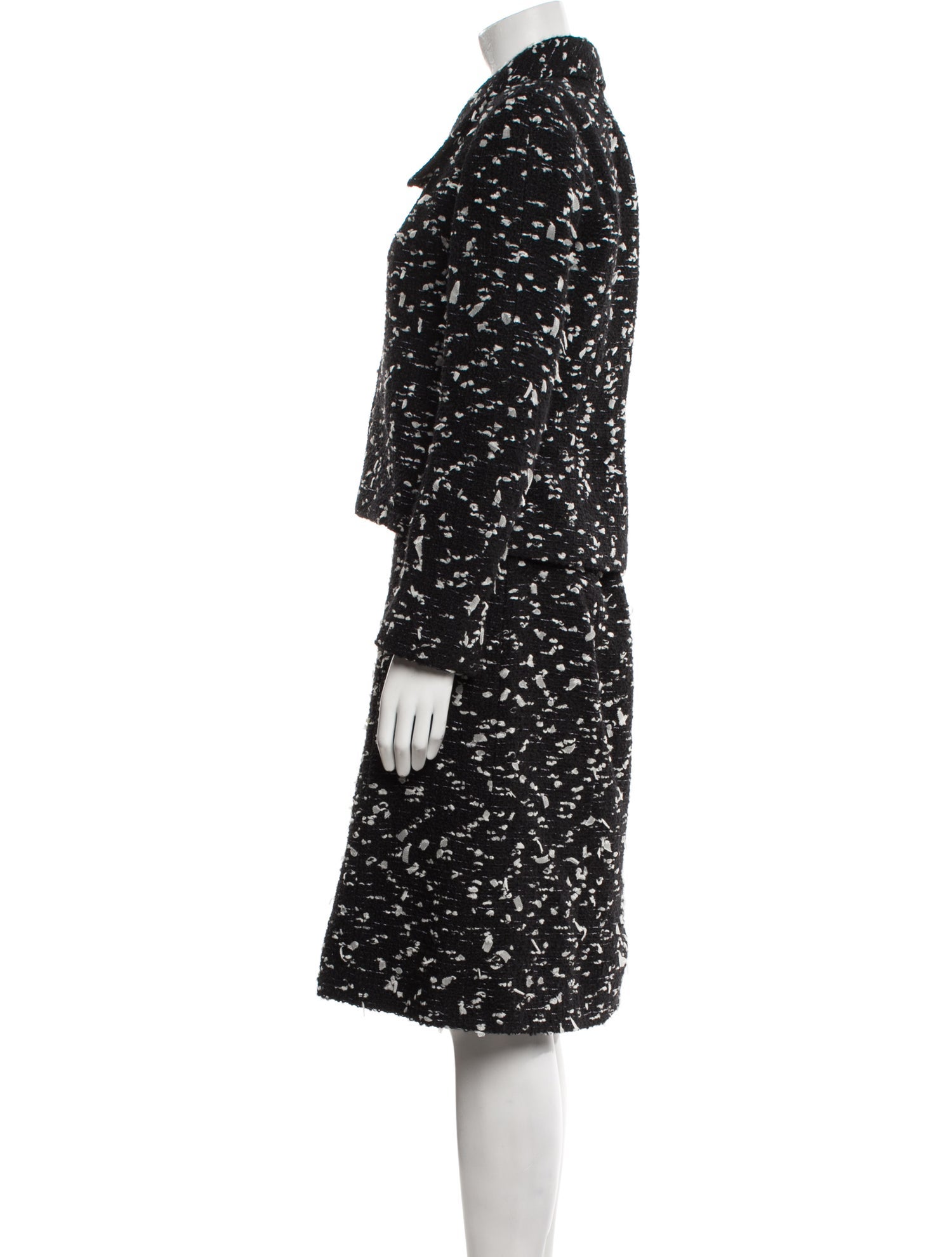 Chanel Vintage 2002 Skirt Suit