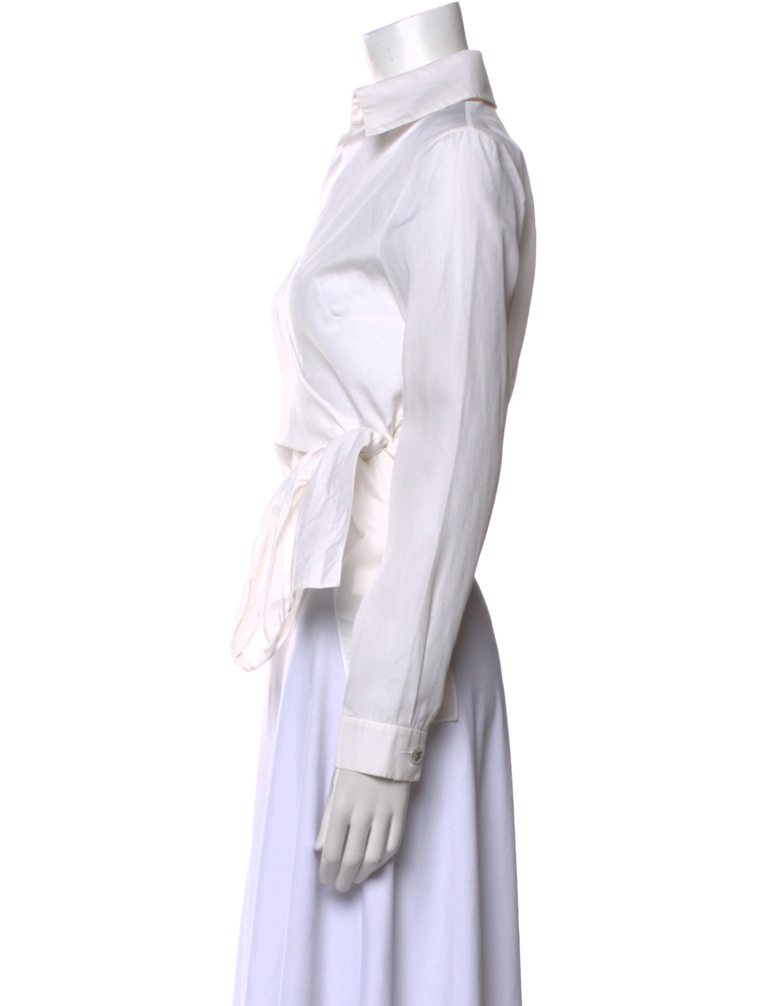 Chanel 2023 V-Neck Crop Top