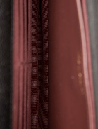 Chanel Classic Wallet On Chain