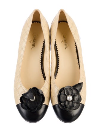 Chanel 2016 Interlocking CC Logo Flats
