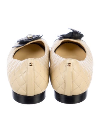 Chanel 2016 Interlocking CC Logo Flats