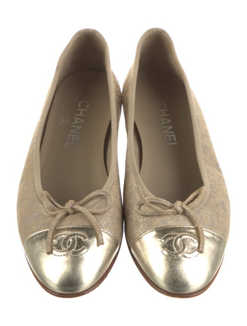 Chanel Interlocking CC Logo Suede Ballet Flats