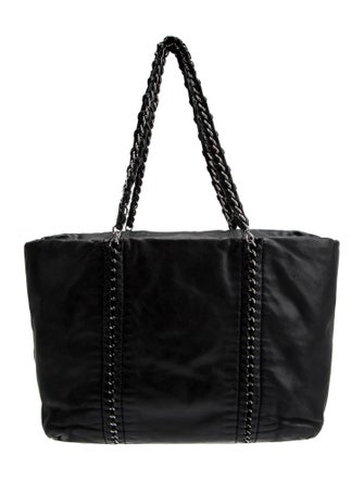 Chanel Luxe Ligne Tote