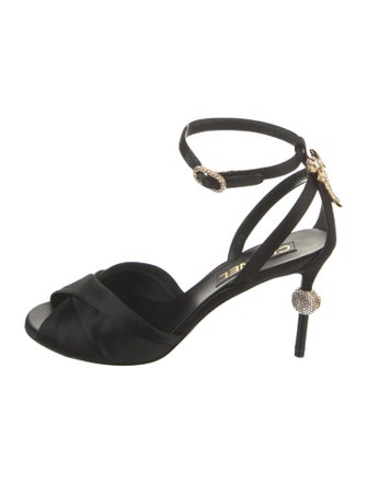 Chanel 2023 Interlocking CC Logo D'Orsay Pumps