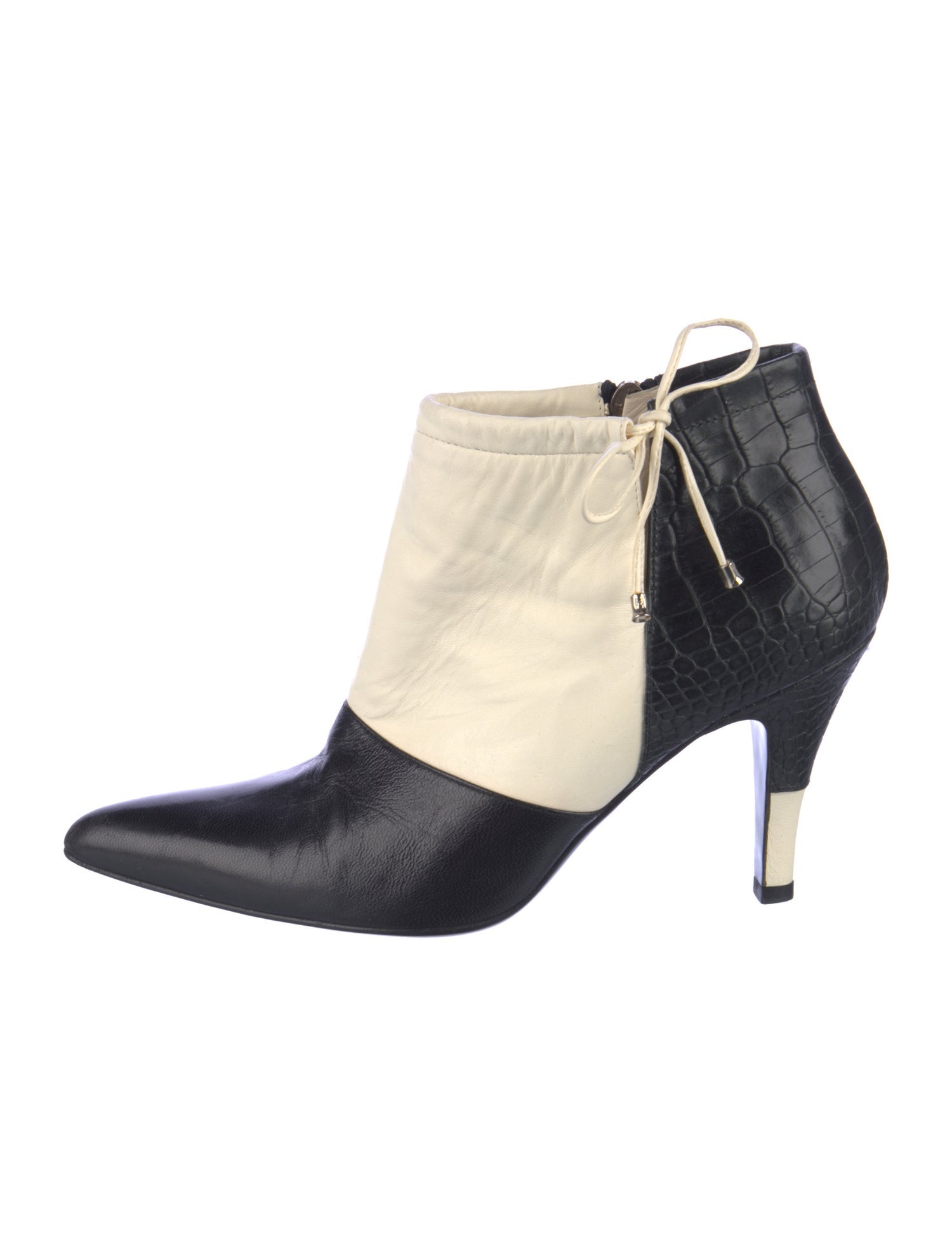 Chanel Vintage Interlocking CC Logo Boots