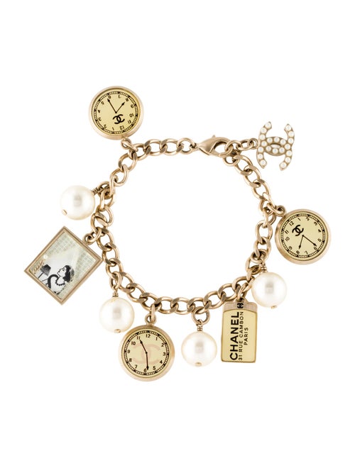 Chanel Faux Pearl CC Charm Bracelet