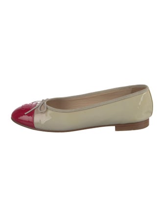 Chanel Interlocking CC Logo Patent Leather Ballet Flats