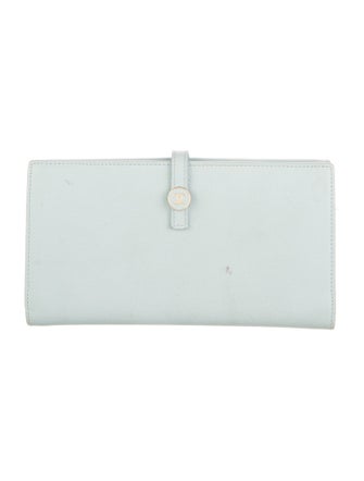 Chanel 2004-2005 Interlocking CC Logo Continental Wallet