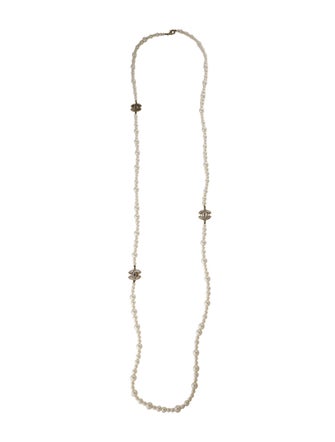 Chanel Faux Pearl & Resin CC Beaded Necklace