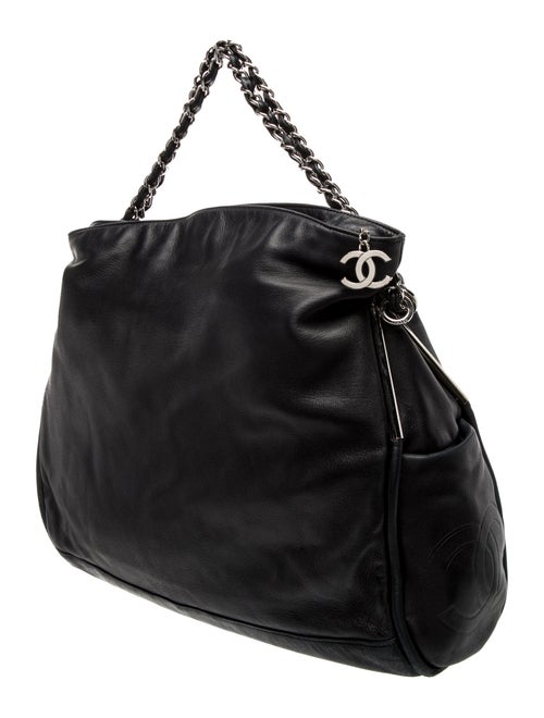 Chanel Ultimate Soft Hobo