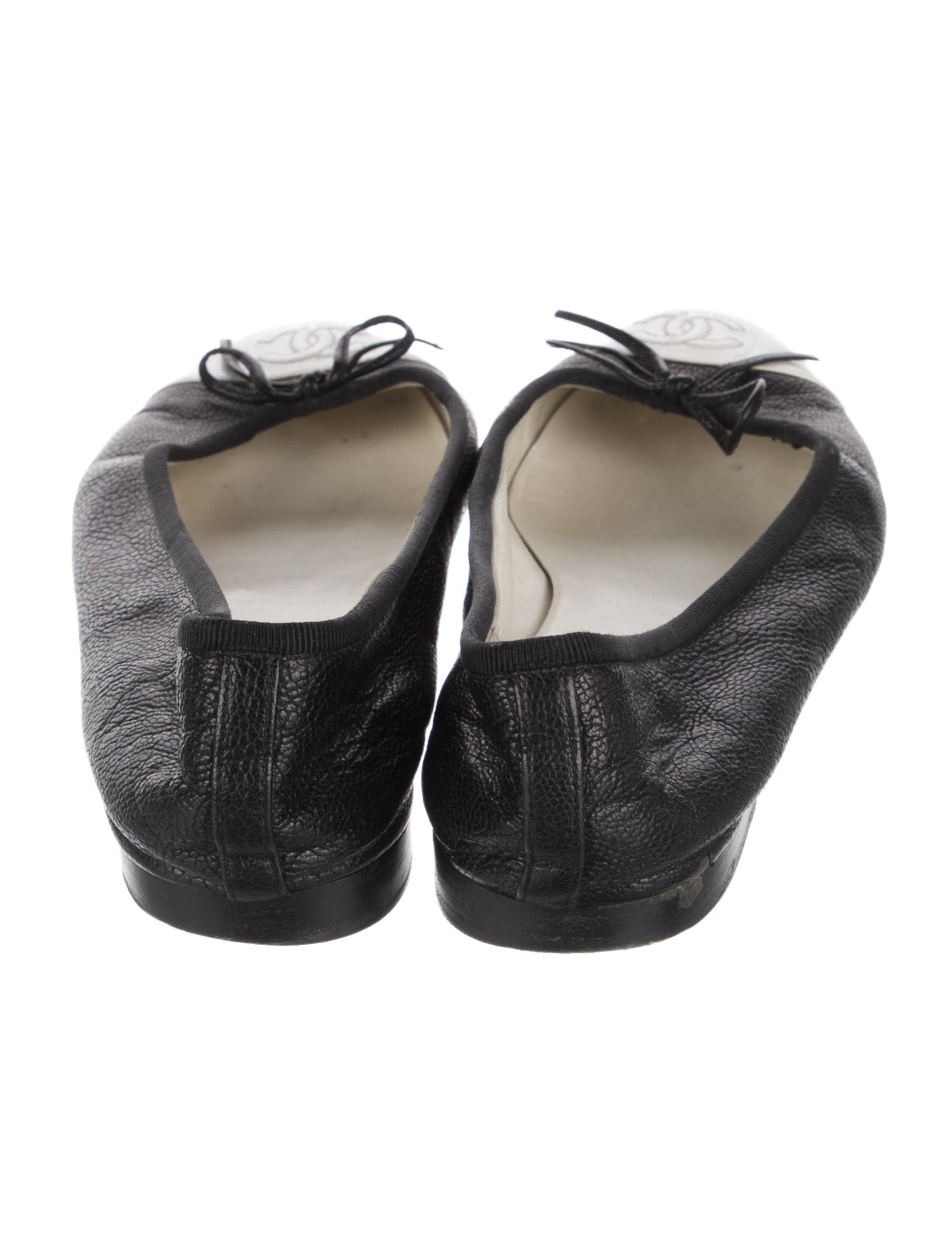 Interlocking CC Logo Calfskin Ballet Flats