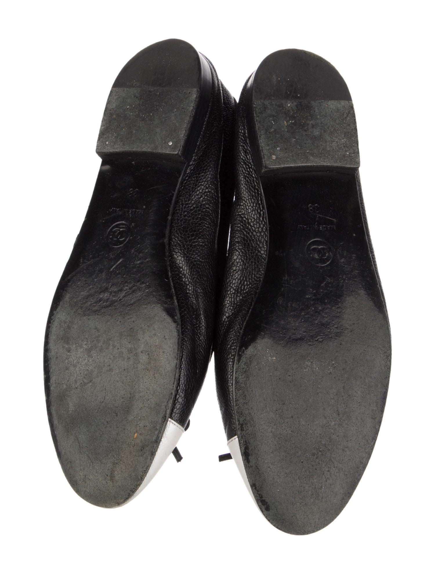 Interlocking CC Logo Calfskin Ballet Flats