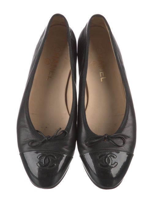 Chanel Interlocking CC Logo Lambskin Ballet Flats