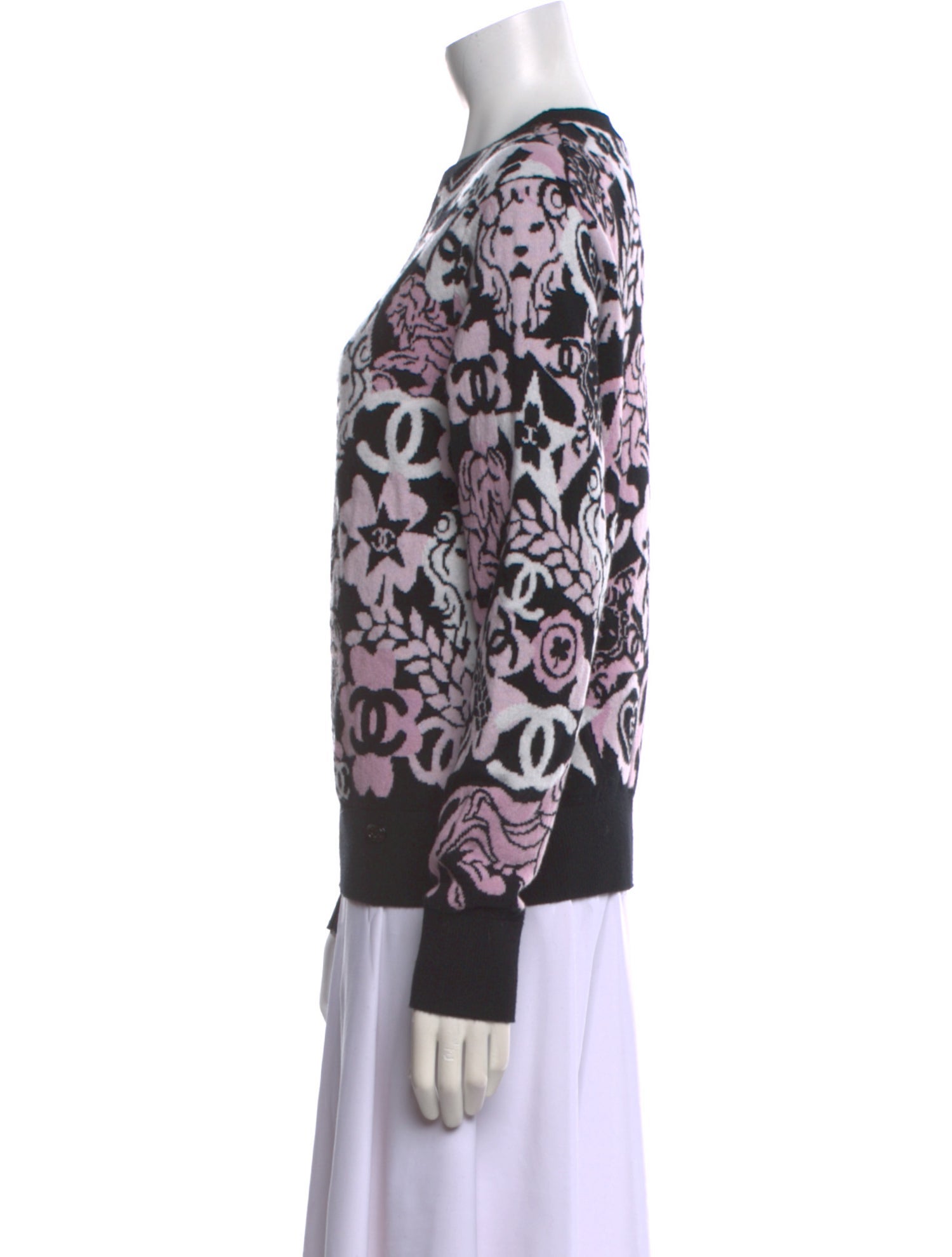 Chanel 2022 Cashmere Sweater