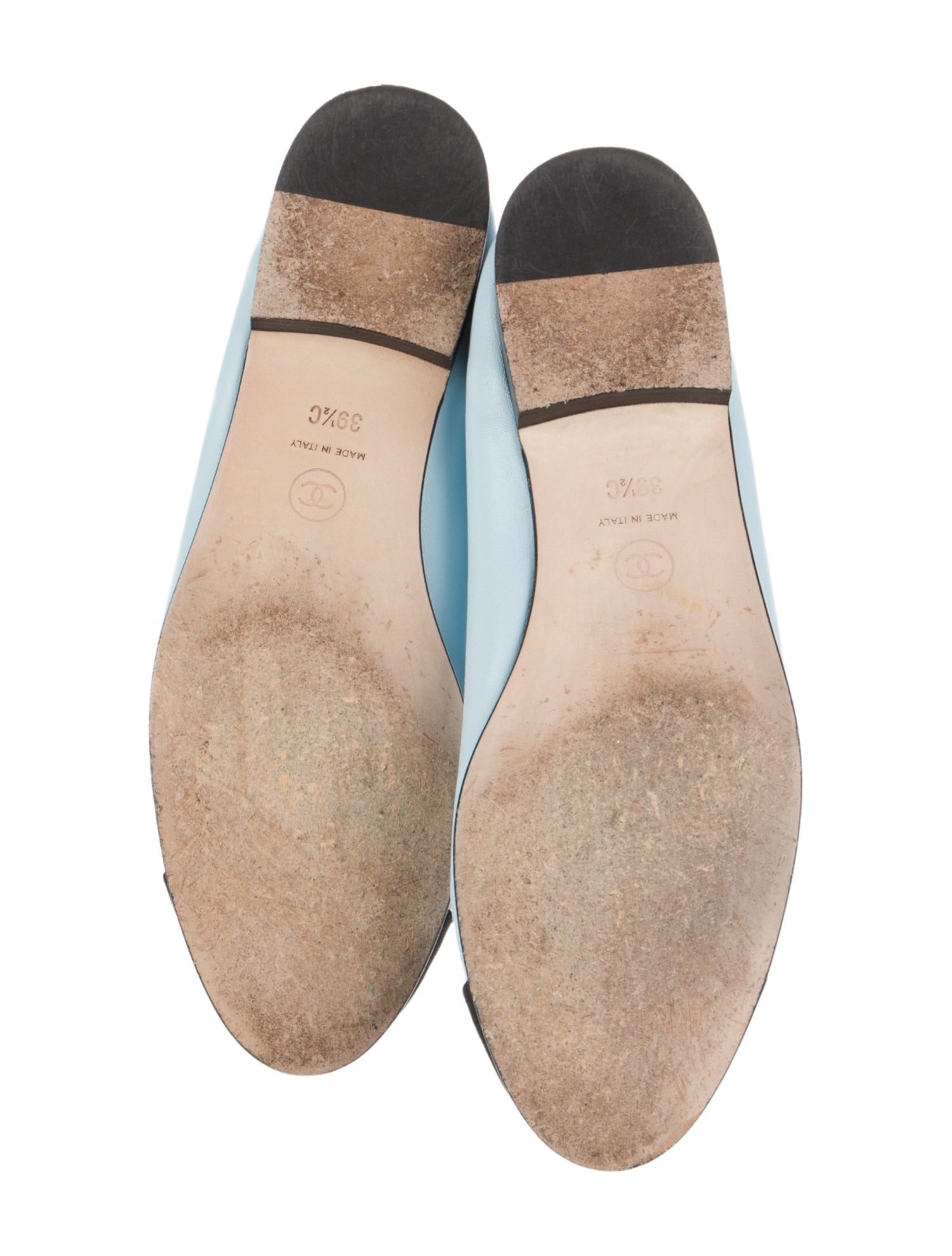 Chanel Interlocking CC Logo Leather Ballet Flats