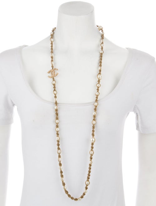Chanel Faux Pearl & Diamond CC Twisted Chain Necklace
