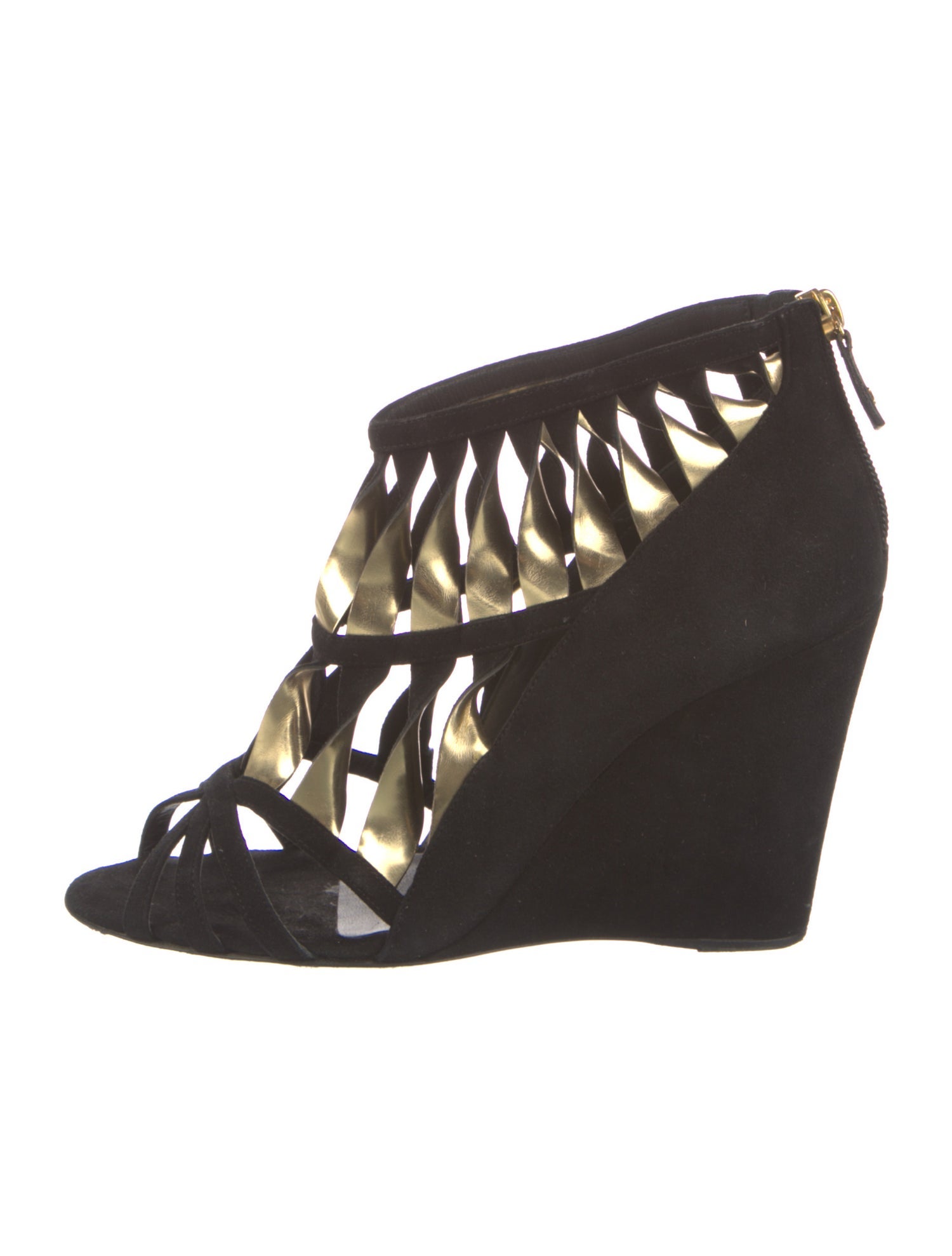 Chanel 2010 Interlocking CC Logo Pumps
