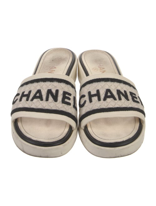Chanel 2021 Interlocking CC Logo Slides