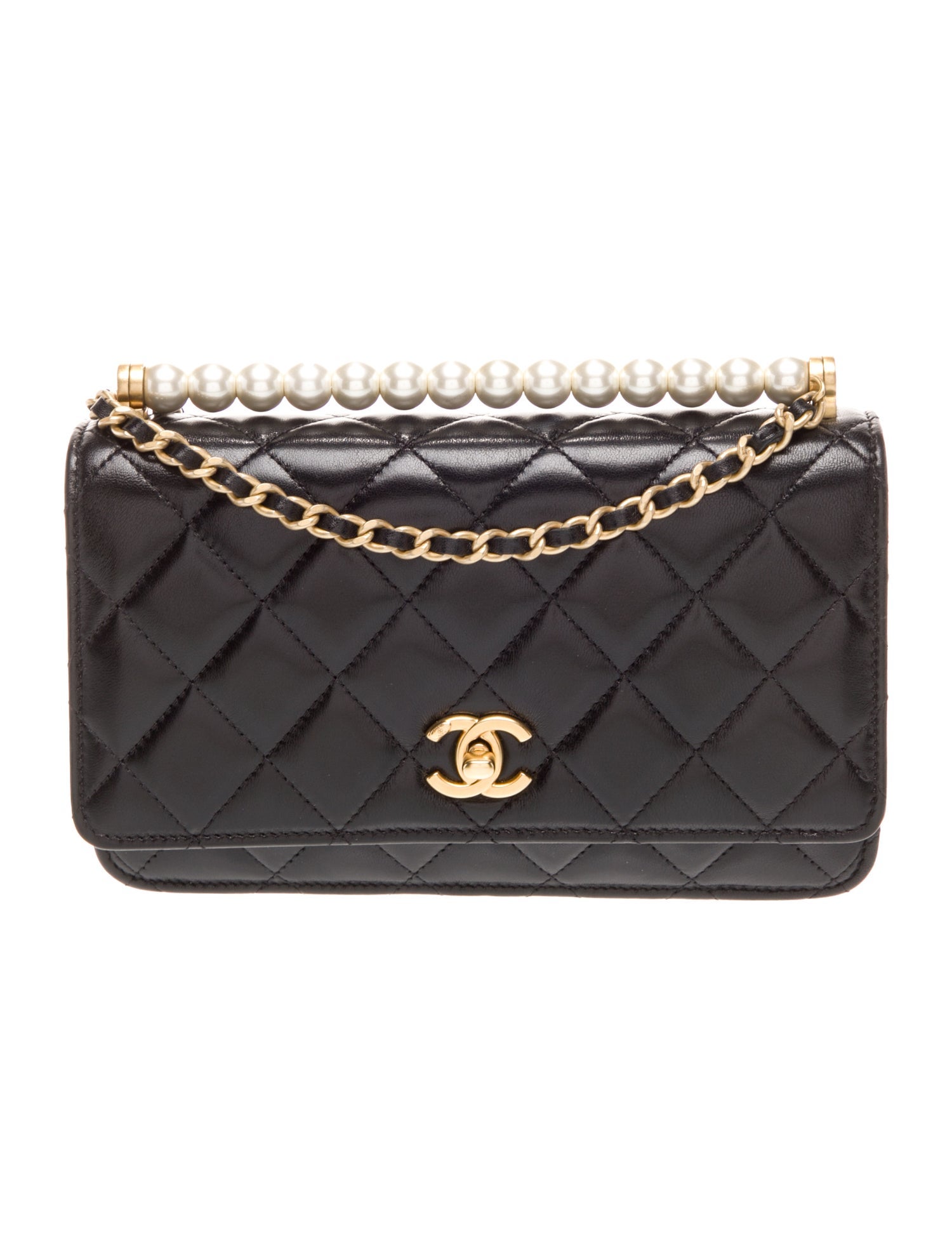 Chanel Chic Pearls Wallet On Chain