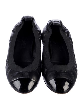 Chanel 2011 Interlocking CC Logo Ballet Flats
