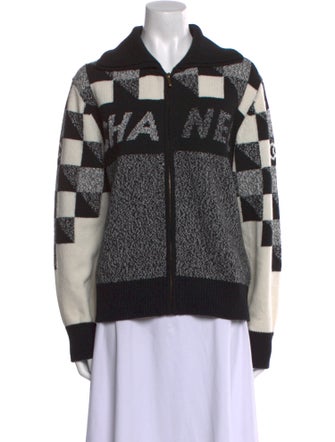 Chanel 2022 Coco Neige Sweater