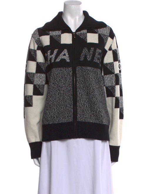 Chanel 2022 Coco Neige Sweater