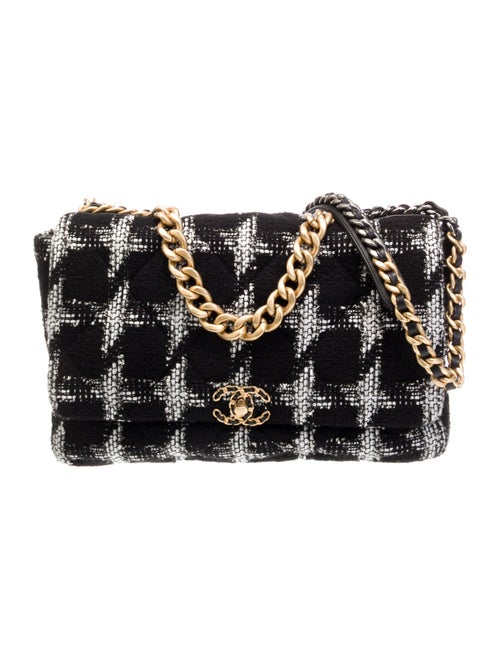 Chanel Houndstooth Tweed Maxi 19 Flap Bag