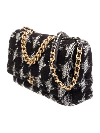 Chanel Houndstooth Tweed Maxi 19 Flap Bag