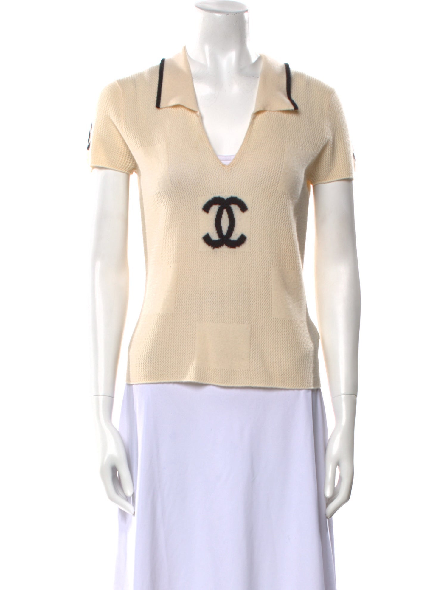 Chanel Vintage 2001 Sweater