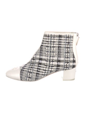 Chanel 2020 Interlocking CC Logo Boots