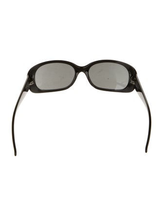 Chanel Interlocking CC Logo Wayfarer Sunglasses